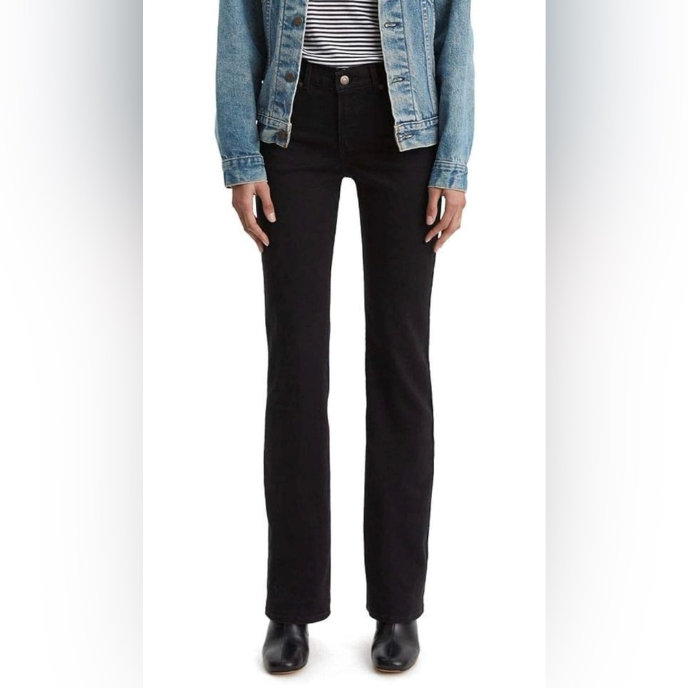 Levi's Women's Classic Bootcut Jeans - Soft Black 12S (W31L30)